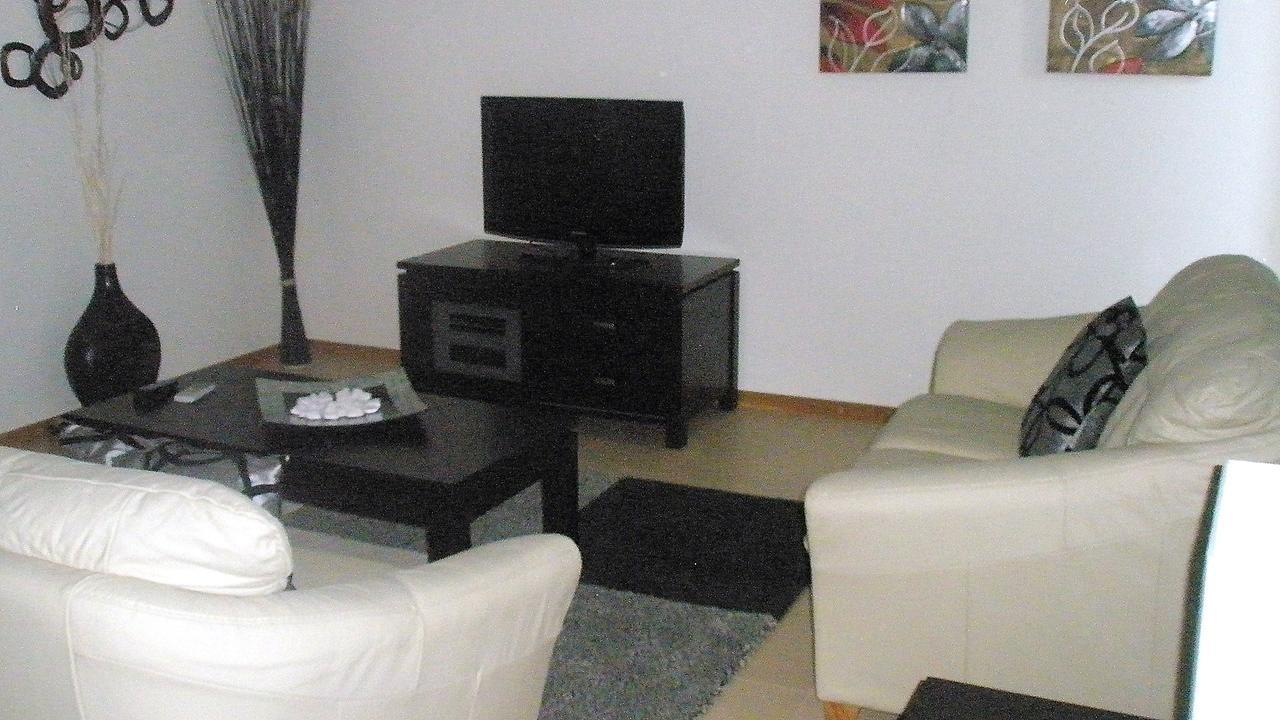 Deluxe By Sunny Deluxe Apartment